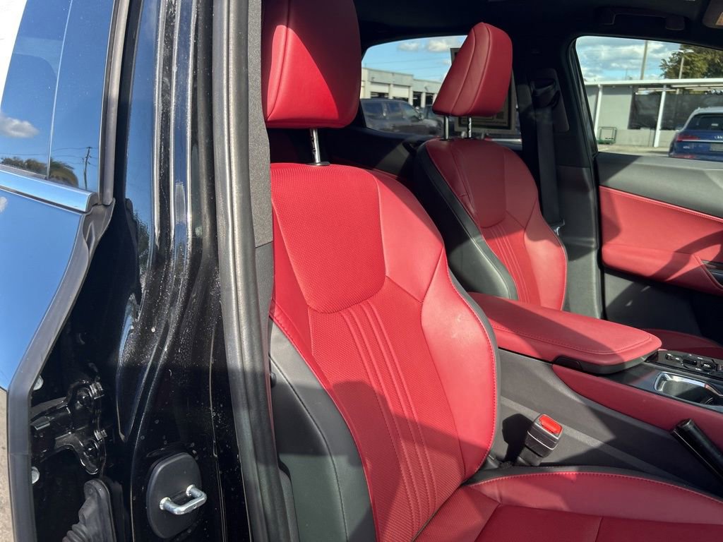 Used 2025 Lexus NX 250 FWD w/ Towing Package (2000 Lbs) image 23