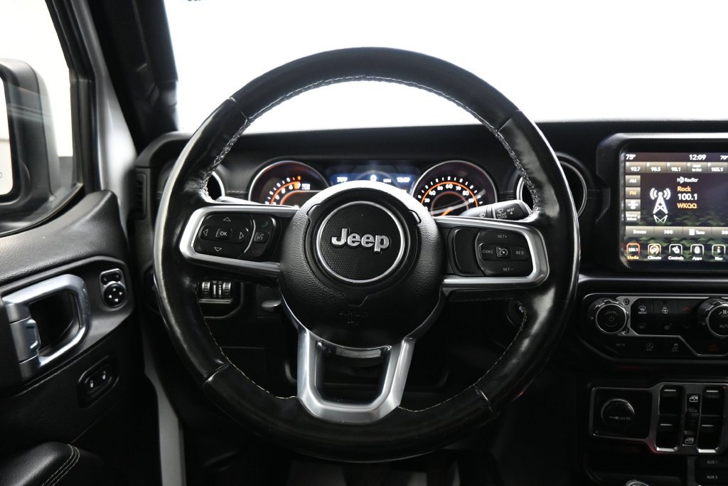 Used 2021 Jeep Gladiator Overland w/ Popular Equipment Package AWD/4WD image 16