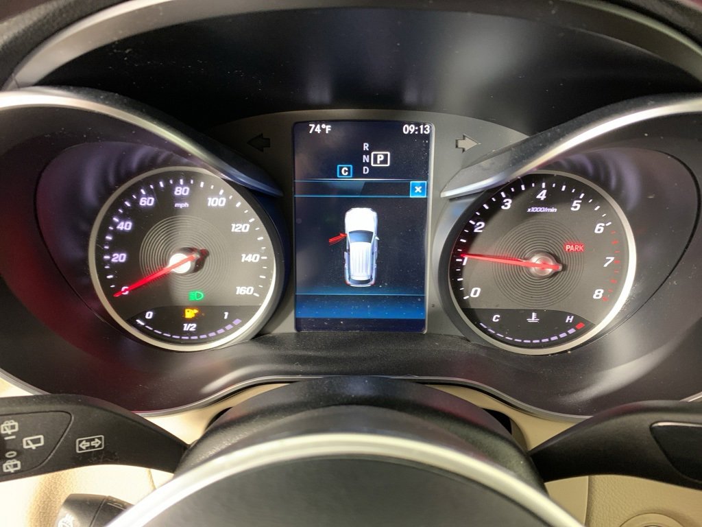 Used 2021 Mercedes-Benz GLC 300 image 6