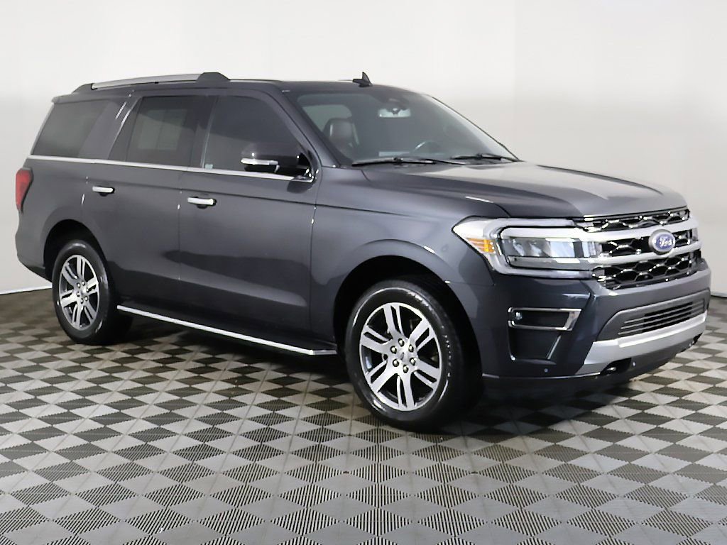 Used 2022 Ford Expedition Limited image 2