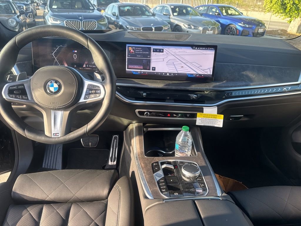 Used 2026 BMW X7 xDrive40i w/ M Sport Package AWD/4WD image 14