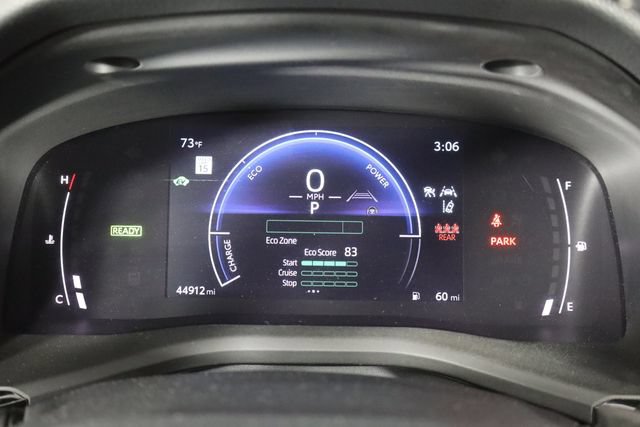 Used 2025 Toyota Camry SE w/ Convenience Package FWD image 11