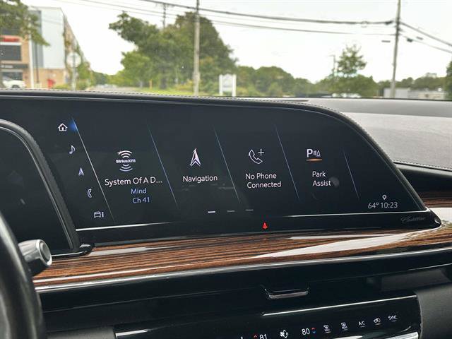 Used 2021 Cadillac Escalade Luxury AWD/4WD image 38