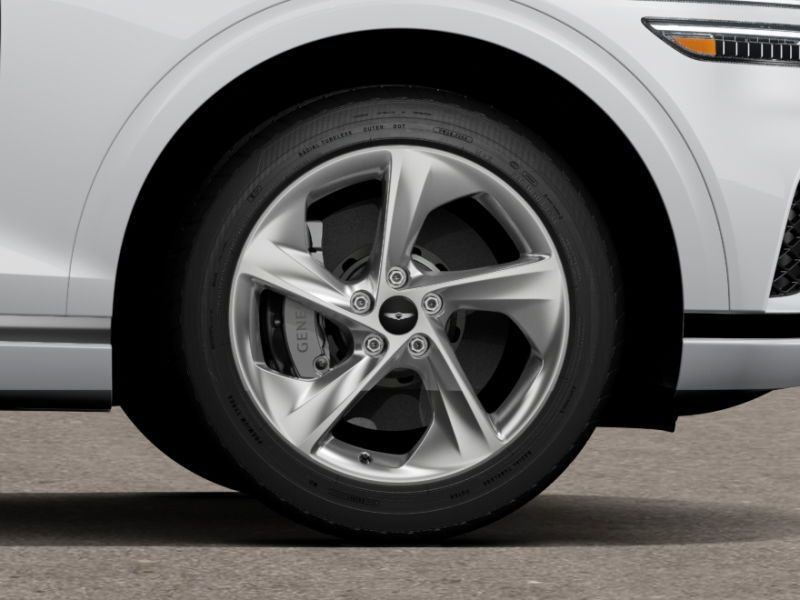 Certified 2026 Genesis GV70 2.5T Advanced AWD/4WD image 8