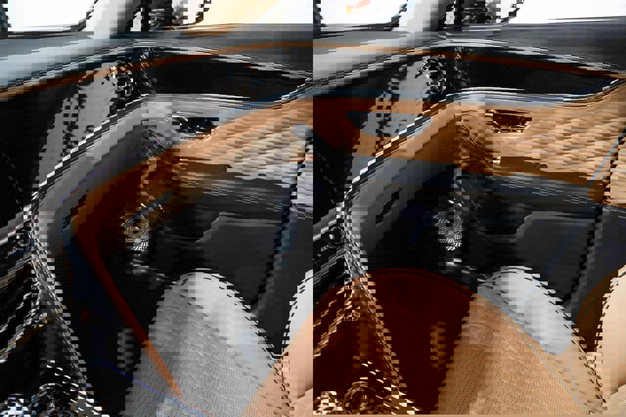 Used 2022 Bentley Flying Spur V8 image 19