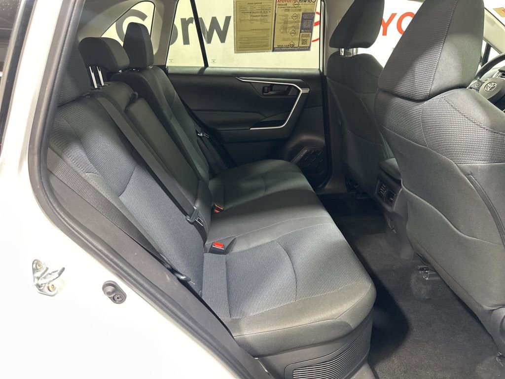 Used 2025 Toyota RAV4 LE image 13