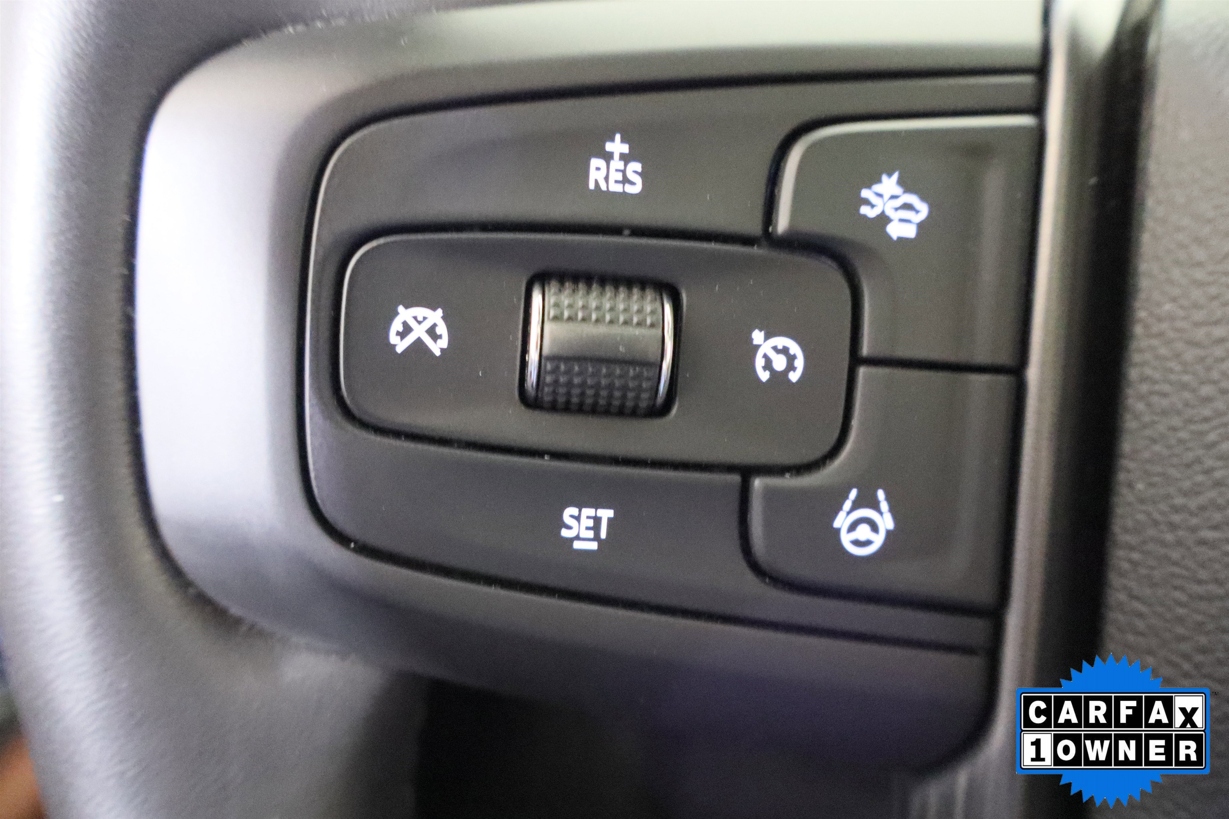 Used 2023 GMC Yukon XL Denali Ultimate AWD/4WD image 28