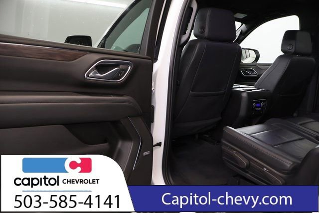 Used 2023 Chevrolet Suburban LT image 29