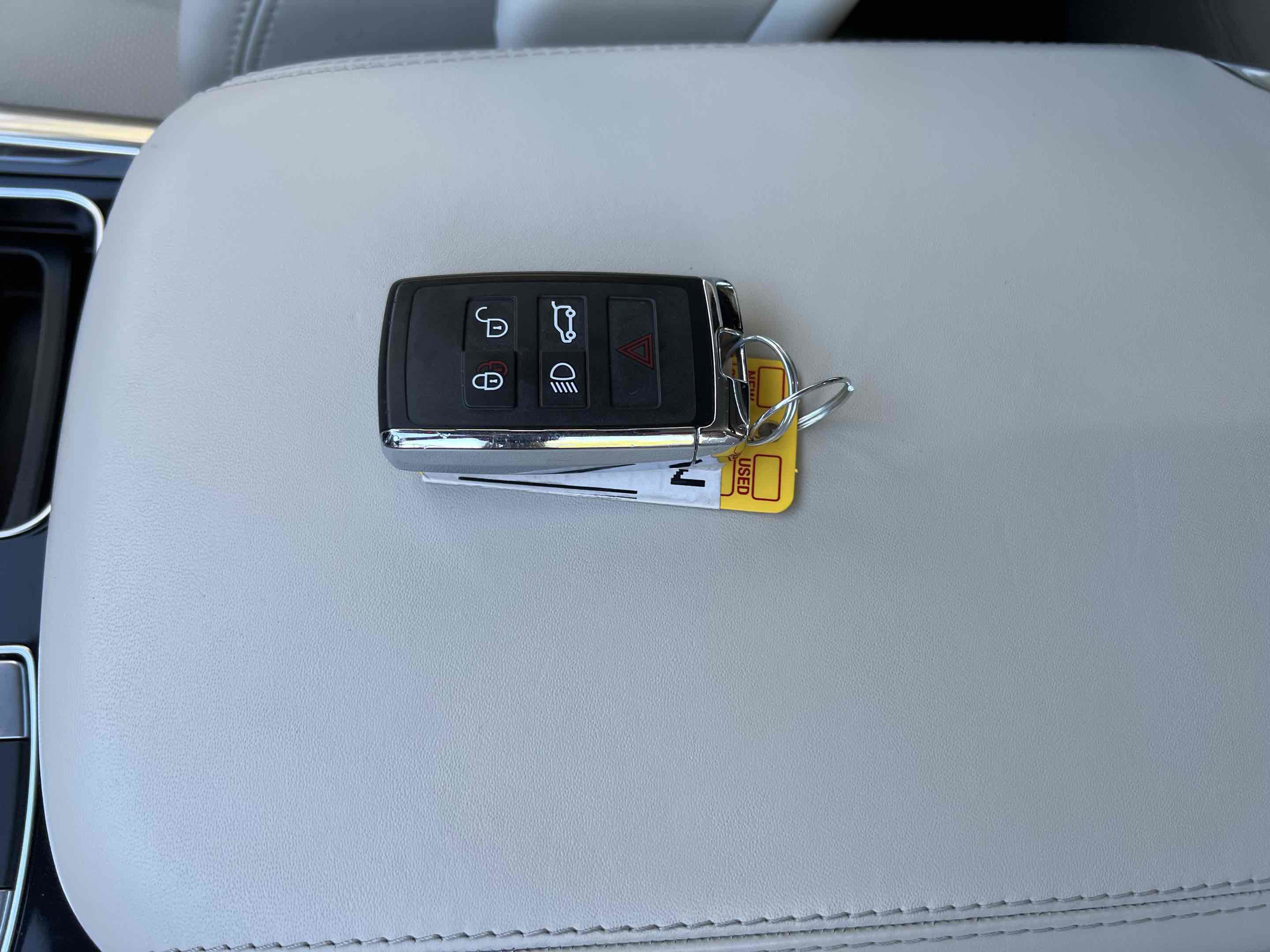 Used 2021 Land Rover Range Rover Sport HSE Dynamic image 9