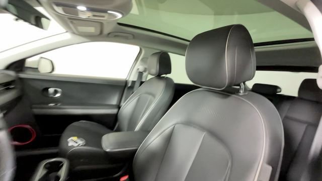 Used 2024 Hyundai Ioniq 5 Limited AWD/4WD image 18