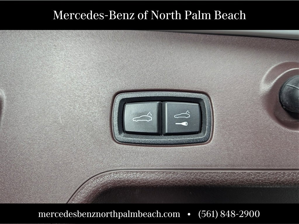 Used 2018 Porsche Panamera 4S image 19