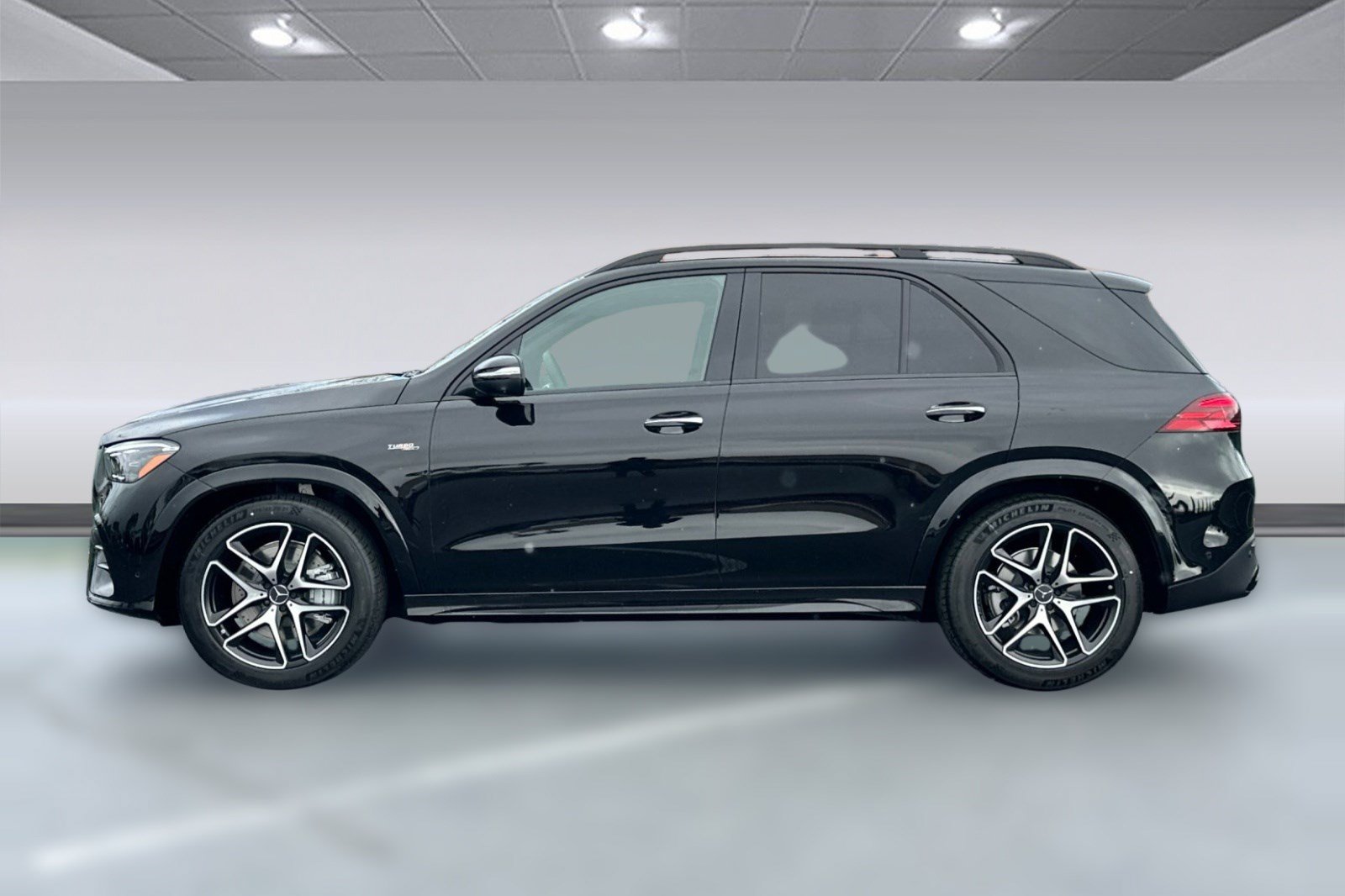 New 2026 Mercedes-Benz GLE 53 AMG 4MATIC image 2