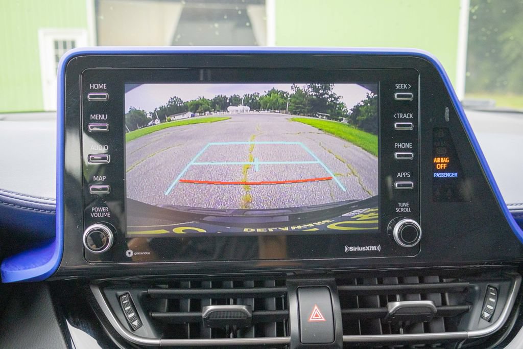 Used 2020 Toyota C-HR XLE FWD image 19