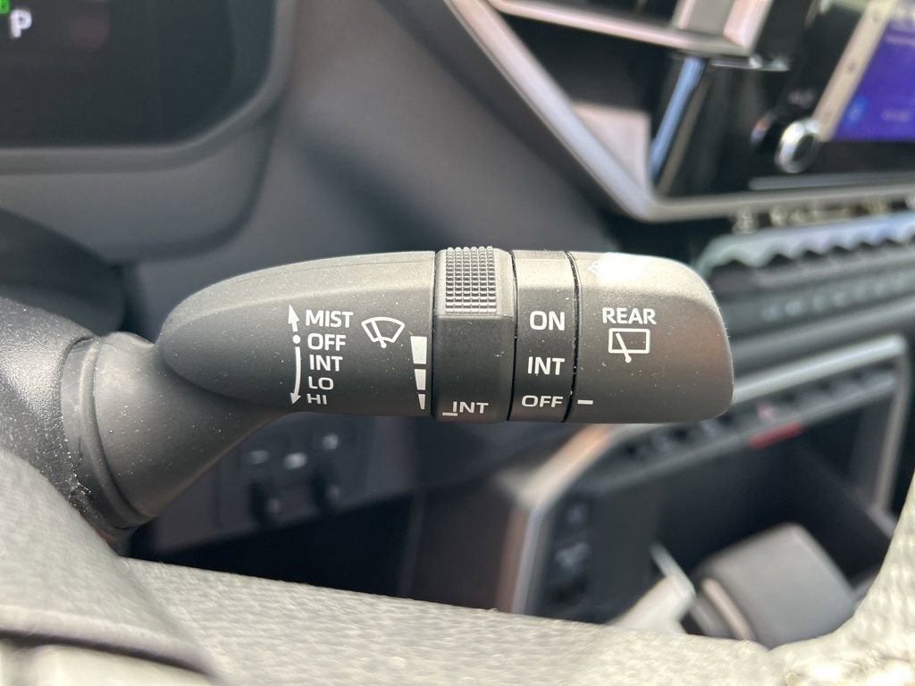 Used 2025 Toyota Sequoia SR5 image 30