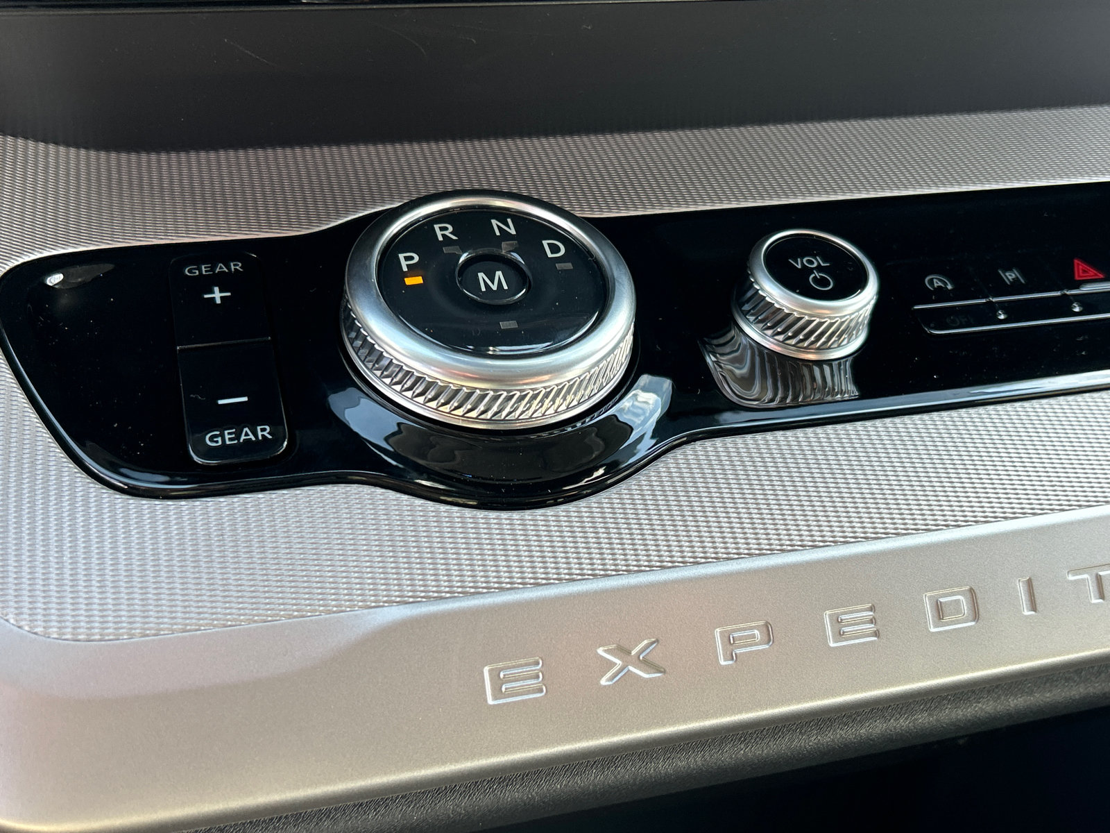 New 2026 Ford Expedition Max Active AWD/4WD image 15