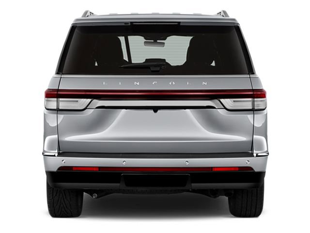 Used 2022 Lincoln Nautilus Reserve w/ Equipment Group 201A image 6