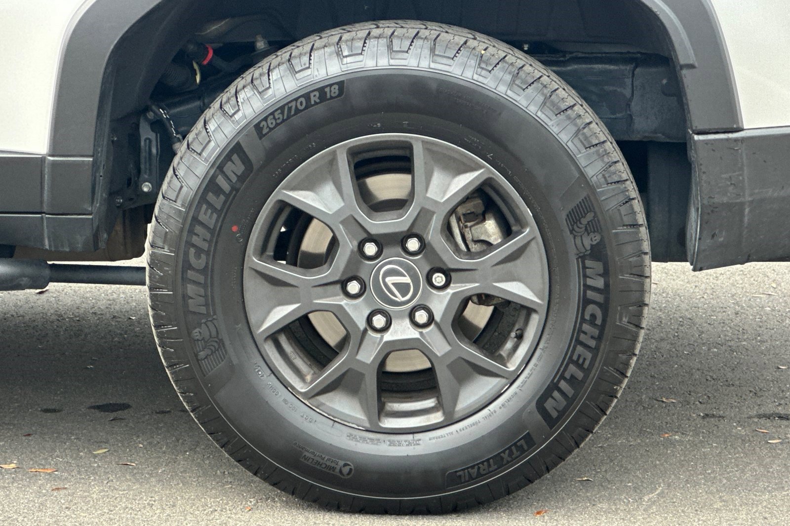 Used 2024 Lexus GX 550 image 38