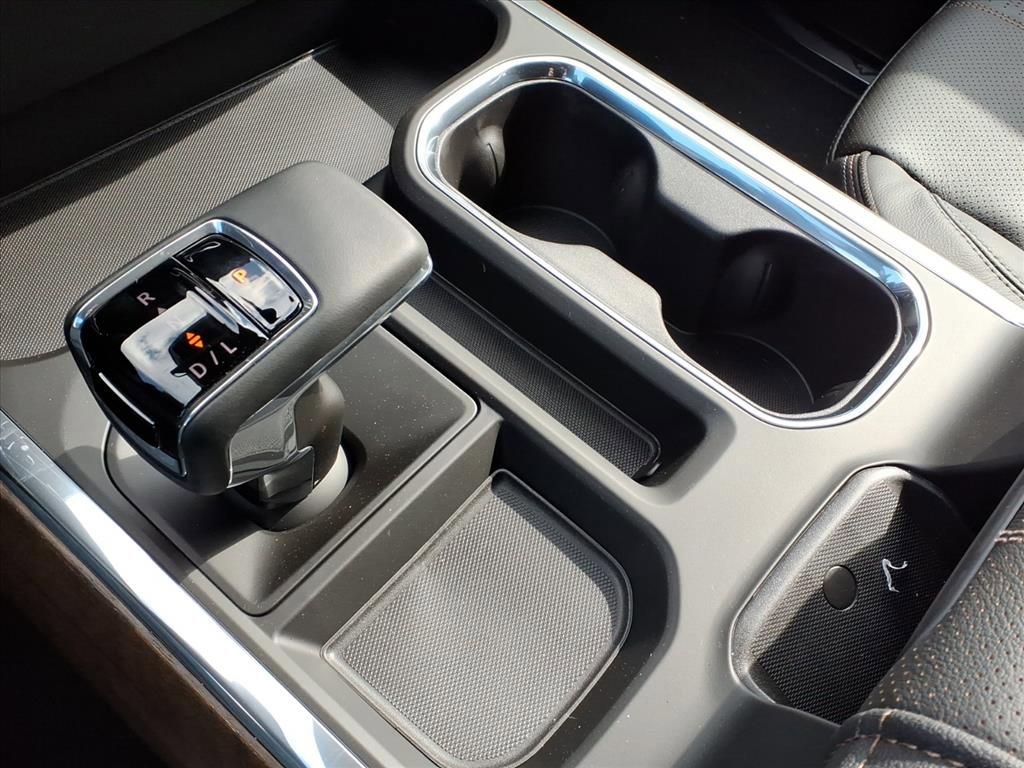 New 2026 Chevrolet Silverado 1500 High Country w/ Midnight Edition image 18