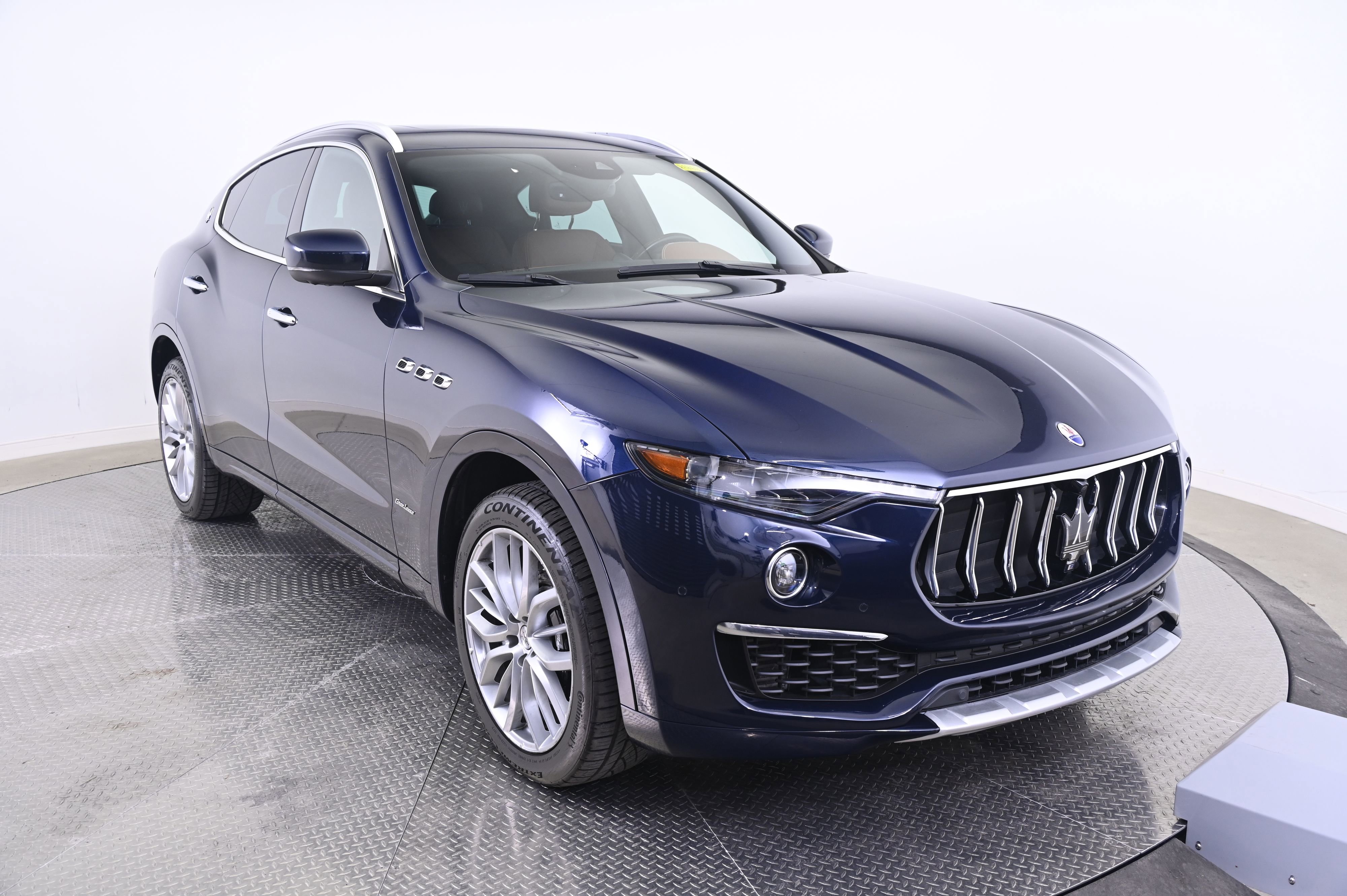 Used 2020 Maserati Levante S GranLusso AWD/4WD image 9