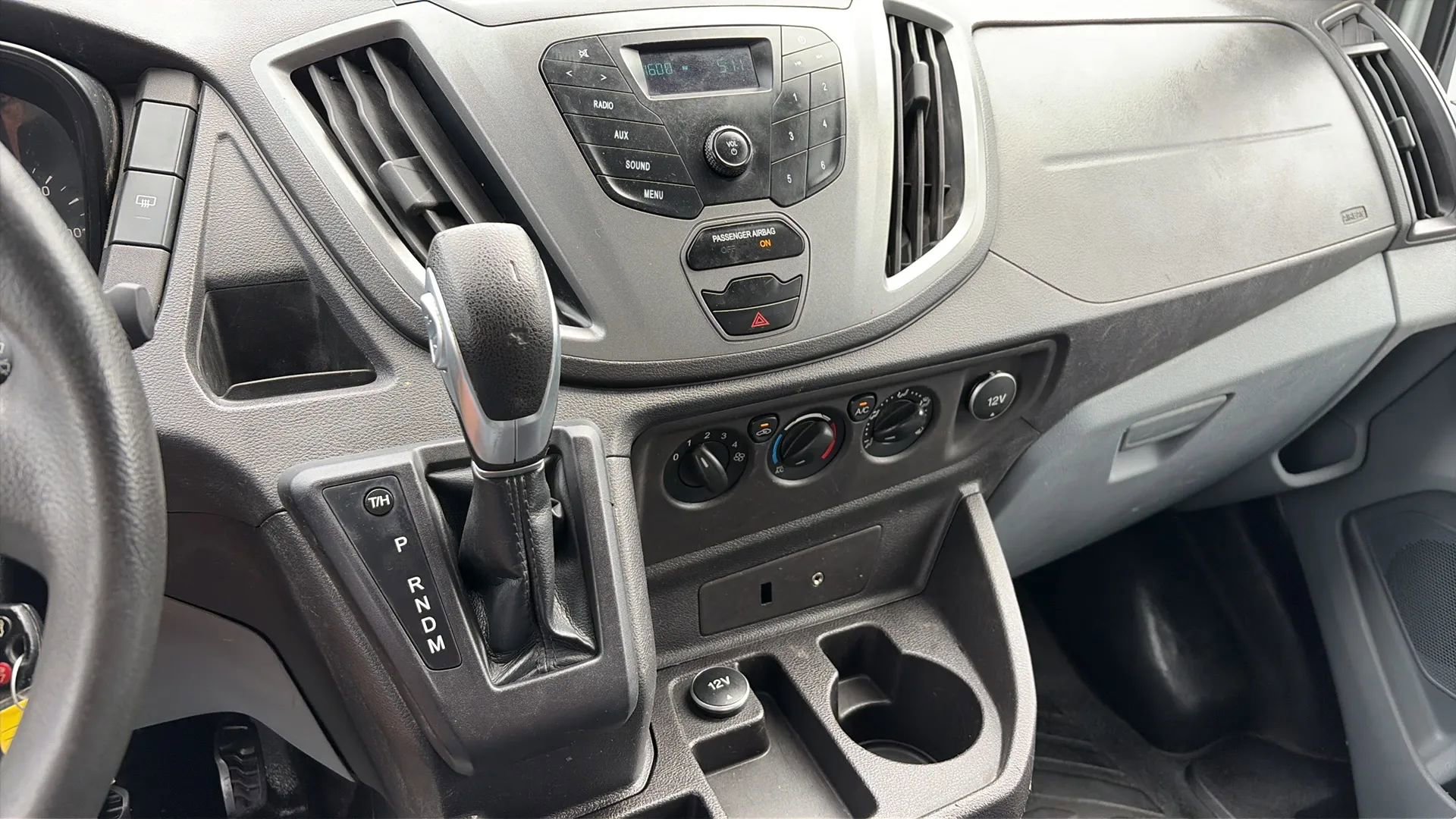 Used 2015 Ford Transit 350 148 Medium Roof image 19