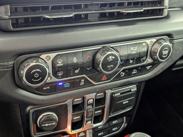 Used 2024 Jeep Wrangler Unlimited Rubicon 4xe w/ Technology Group image 35