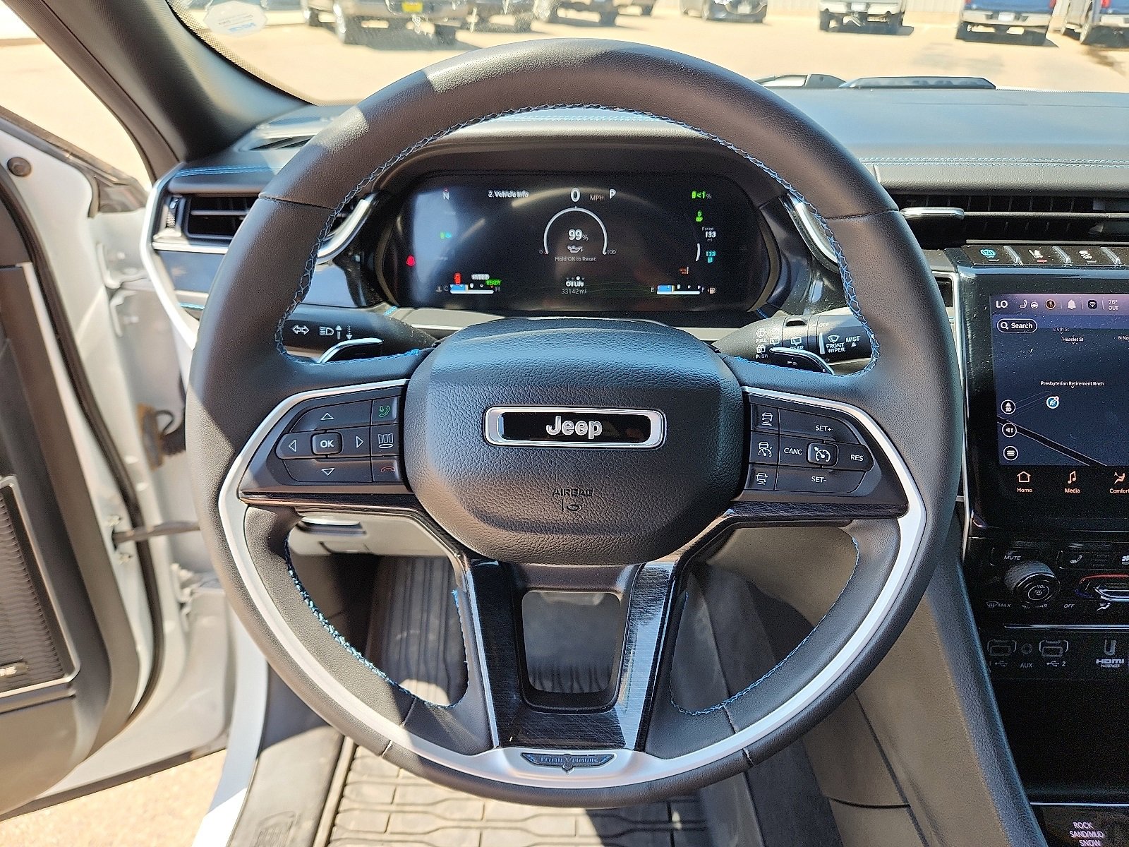 Used 2022 Jeep Grand Cherokee Trailhawk image 17