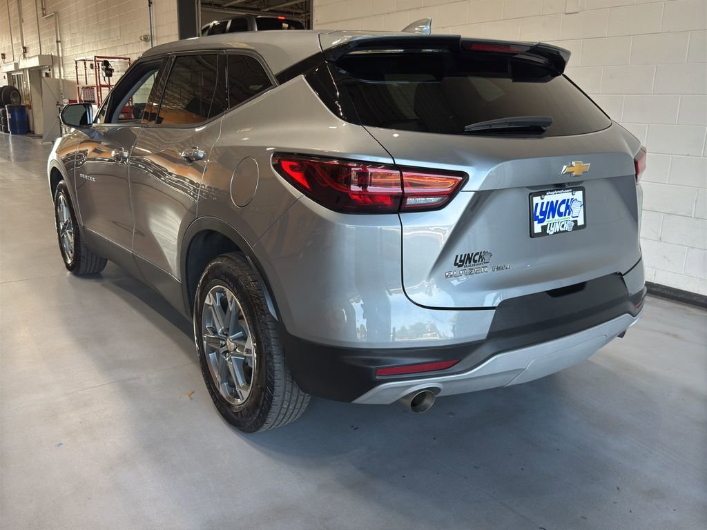 Used 2025 Chevrolet Blazer LT image 42