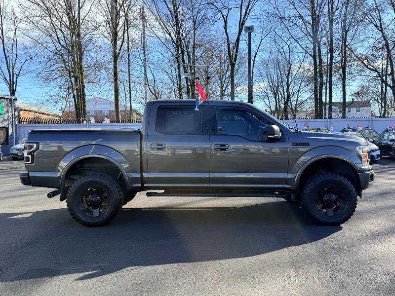Used 2018 Ford F150 XLT w/ Equipment Group 302A Luxury image 5