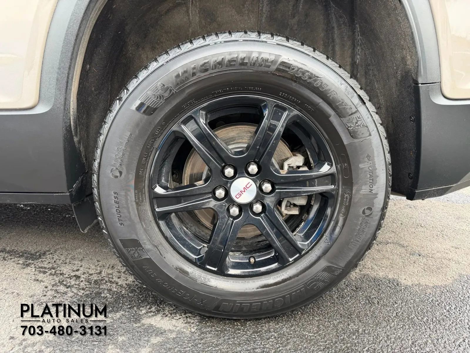 Used 2022 GMC Acadia AT4 w/ Preferred Package image 21