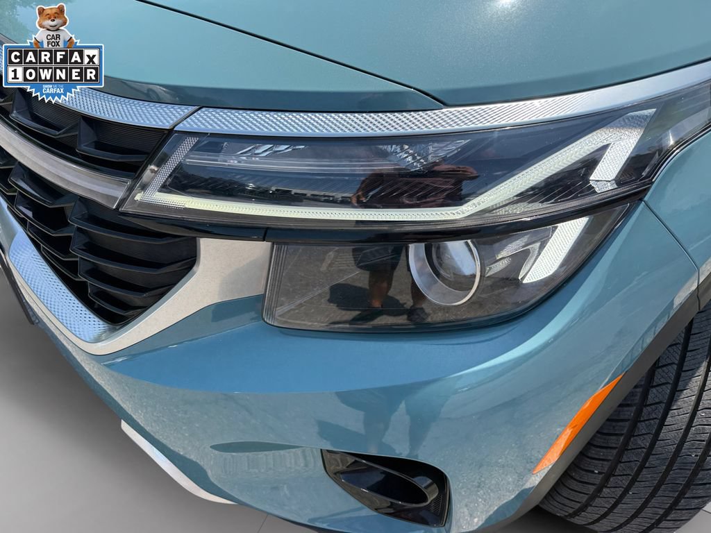 Certified 2025 Nissan Murano SV w/ Cargo Package AWD/4WD image 23