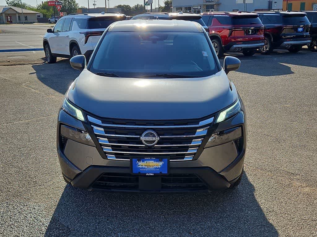 Used 2025 Nissan Rogue SV FWD image 3