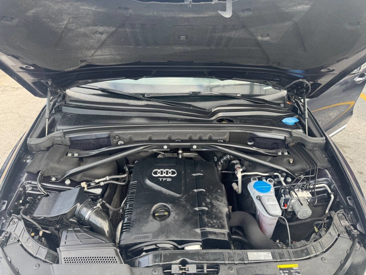 Used 2016 Audi Q5 2.0T Premium Plus w/ Technology Package image 24