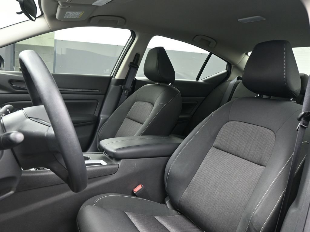 Used 2025 Nissan Altima 2.5 S image 12