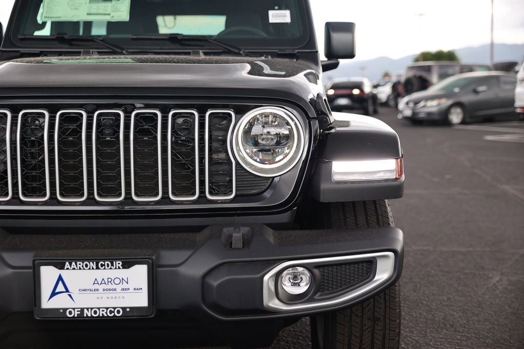 New 2026 Jeep Wrangler Unlimited Sahara AWD/4WD image 5