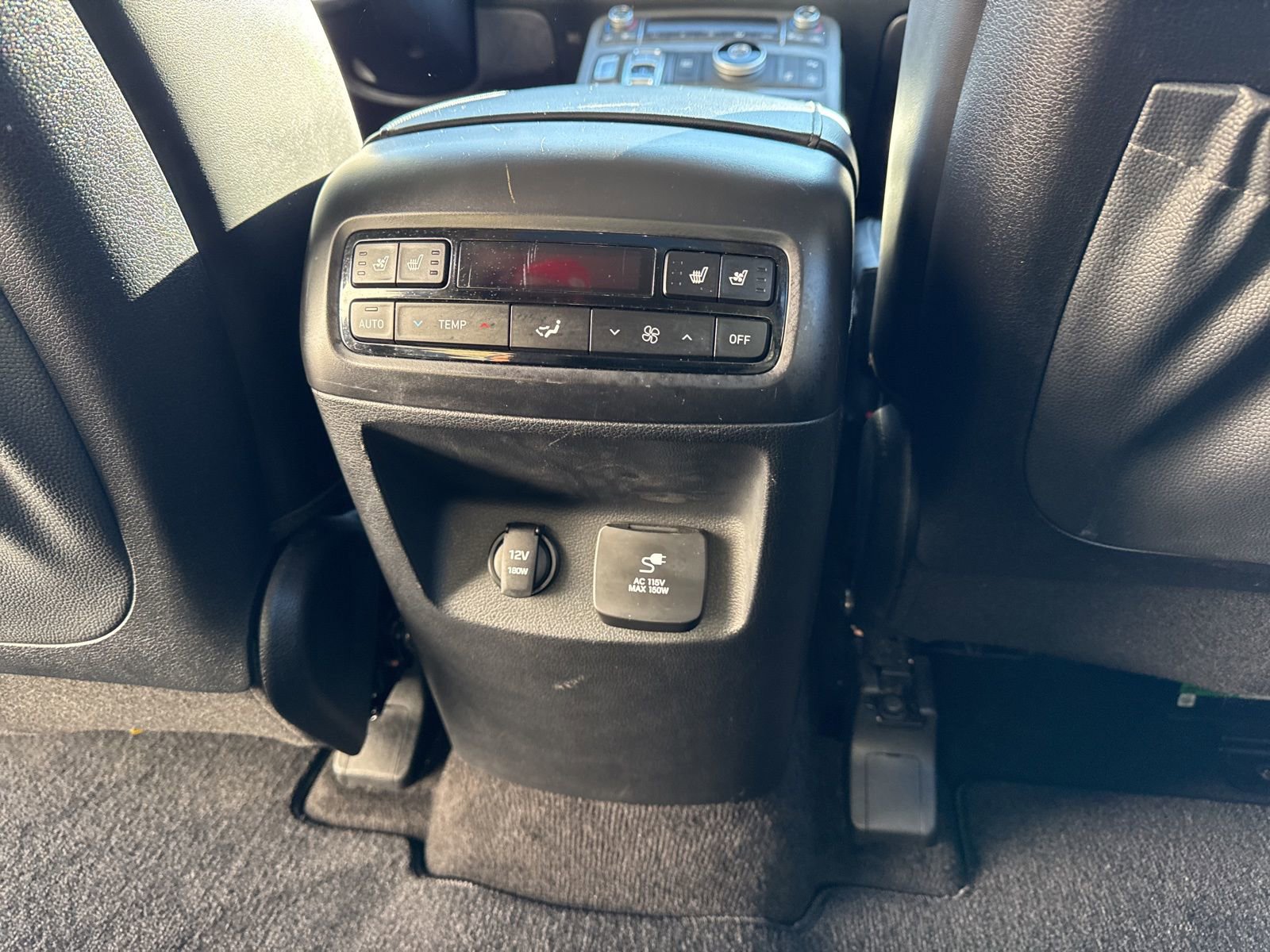 Used 2021 Hyundai Palisade Limited image 18