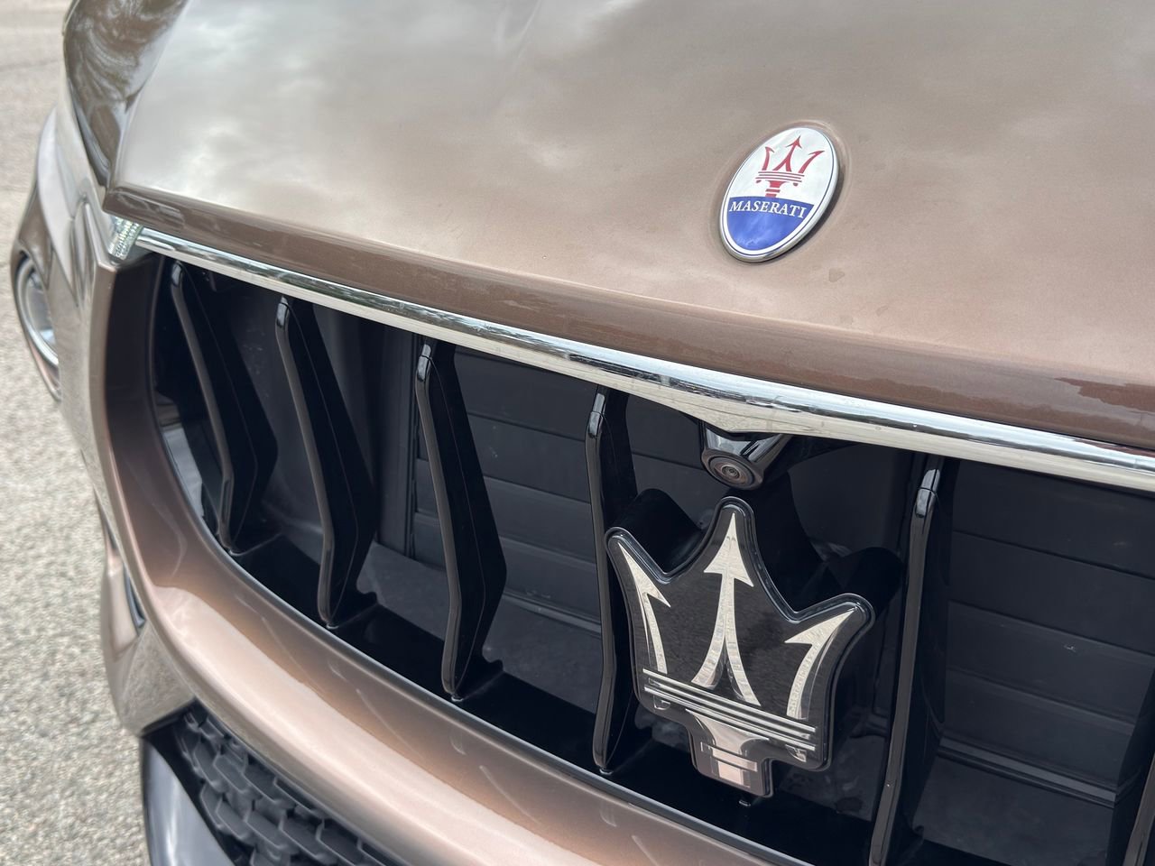 Used 2020 Maserati Levante S GranSport AWD/4WD image 5