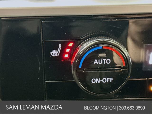 Used 2025 Nissan Pathfinder SV image 19