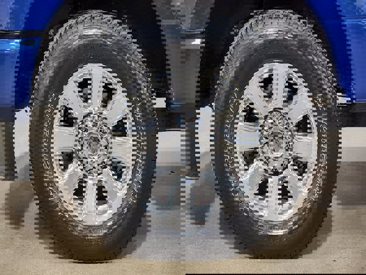 Used 2022 Ford F250 Platinum w/ FX4 Off-Road Package image 29