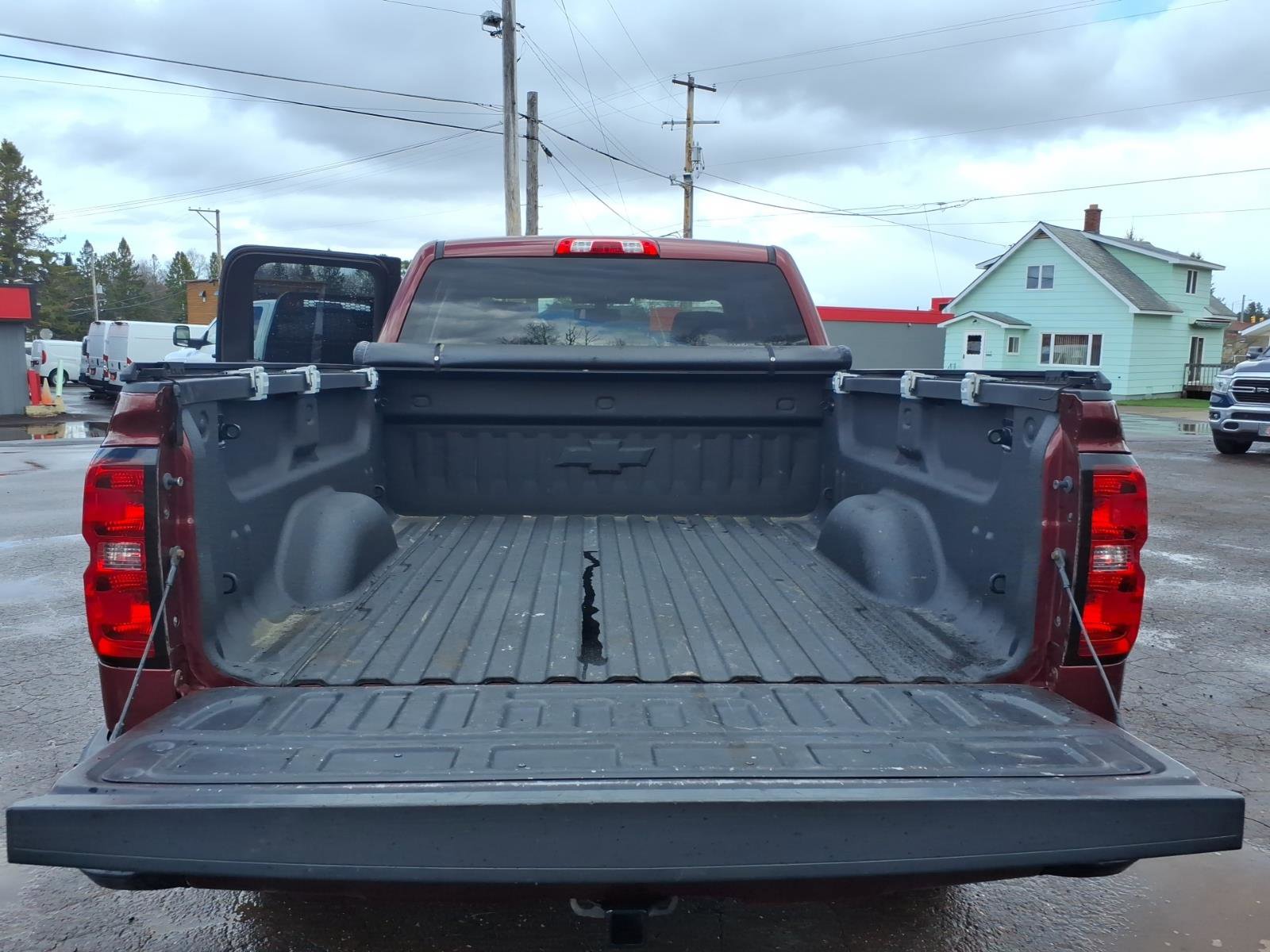 Used 2017 Chevrolet Silverado 1500 LT w/ All Star Edition AWD/4WD image 12