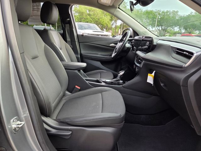 Used 2024 Buick Encore GX Preferred FWD image 23