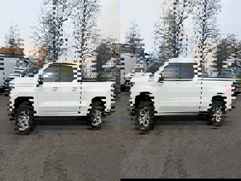 Used 2022 Chevrolet Silverado 1500 LT w/ Z71 Off-Road Package image 14