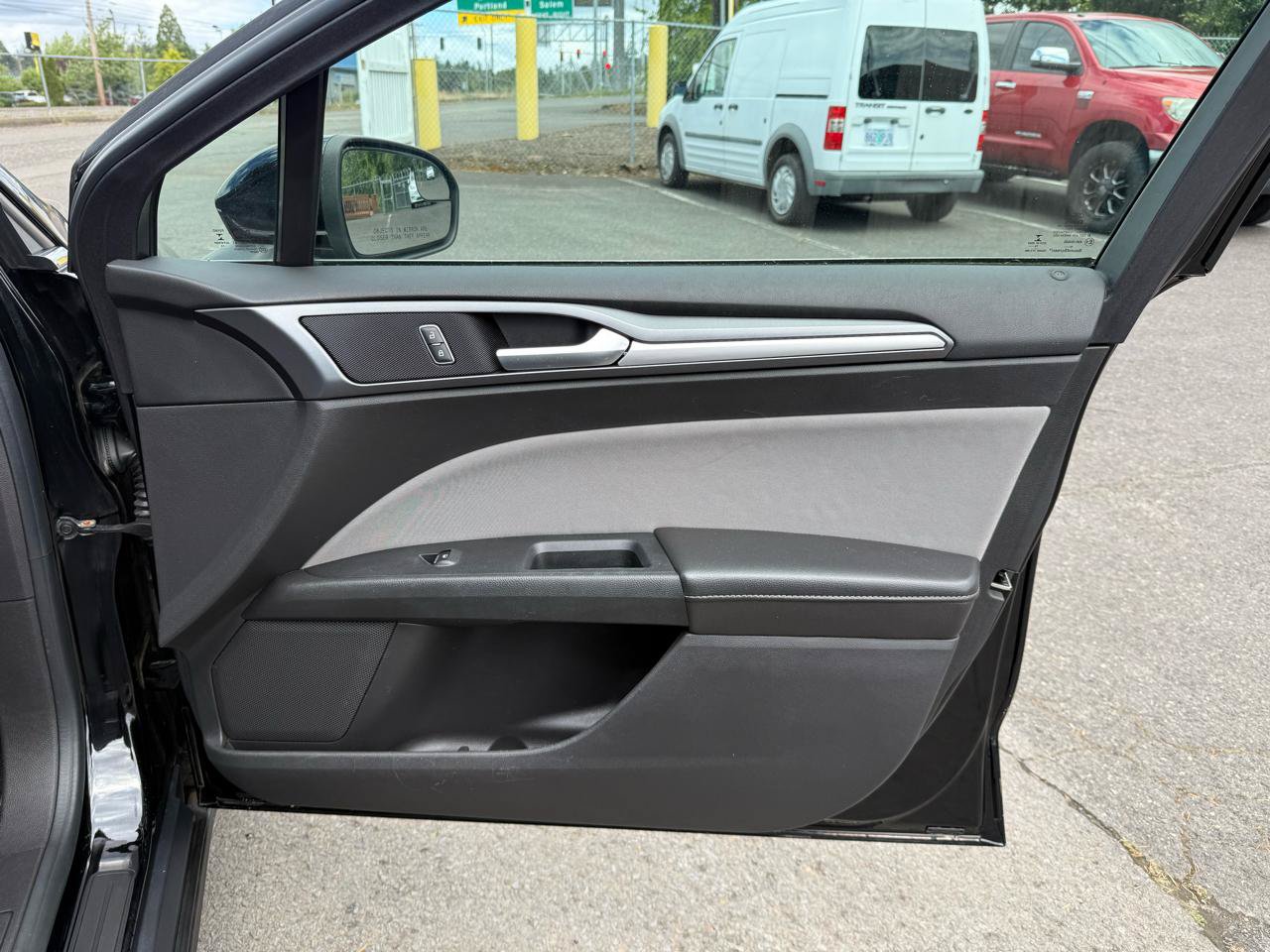 Used 2016 Ford Fusion S FWD image 21