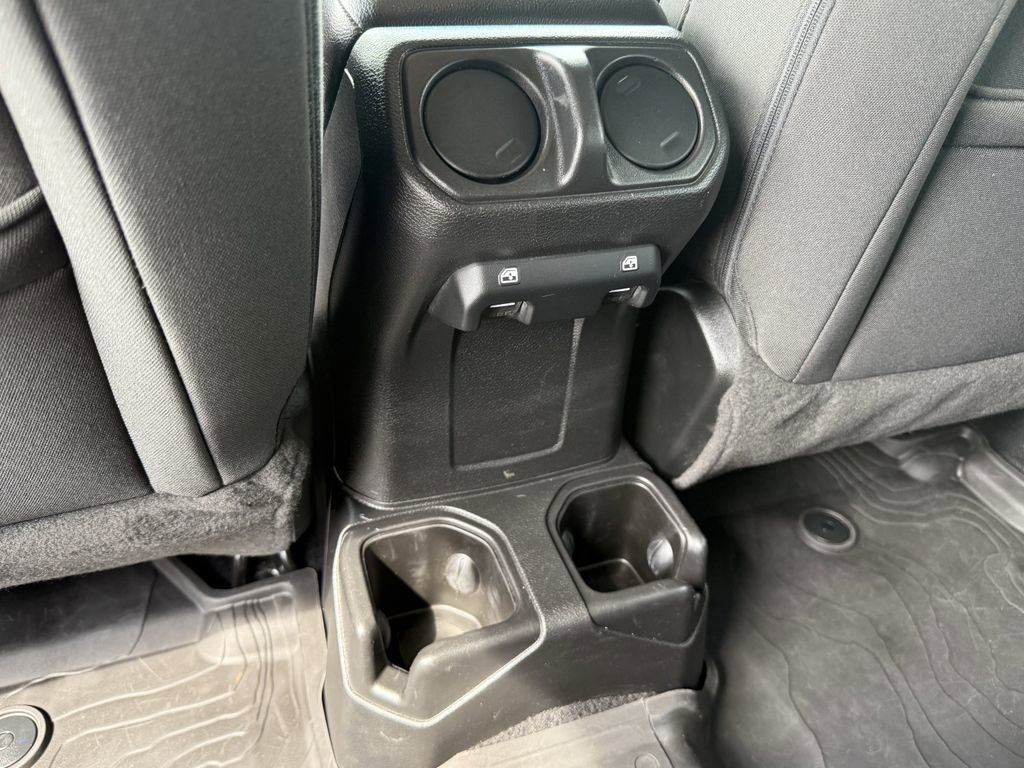 Used 2023 Jeep Wrangler Sport S image 25