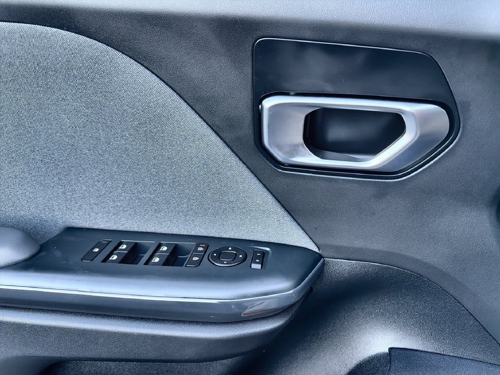 Used 2025 Kia K4 EX FWD image 27