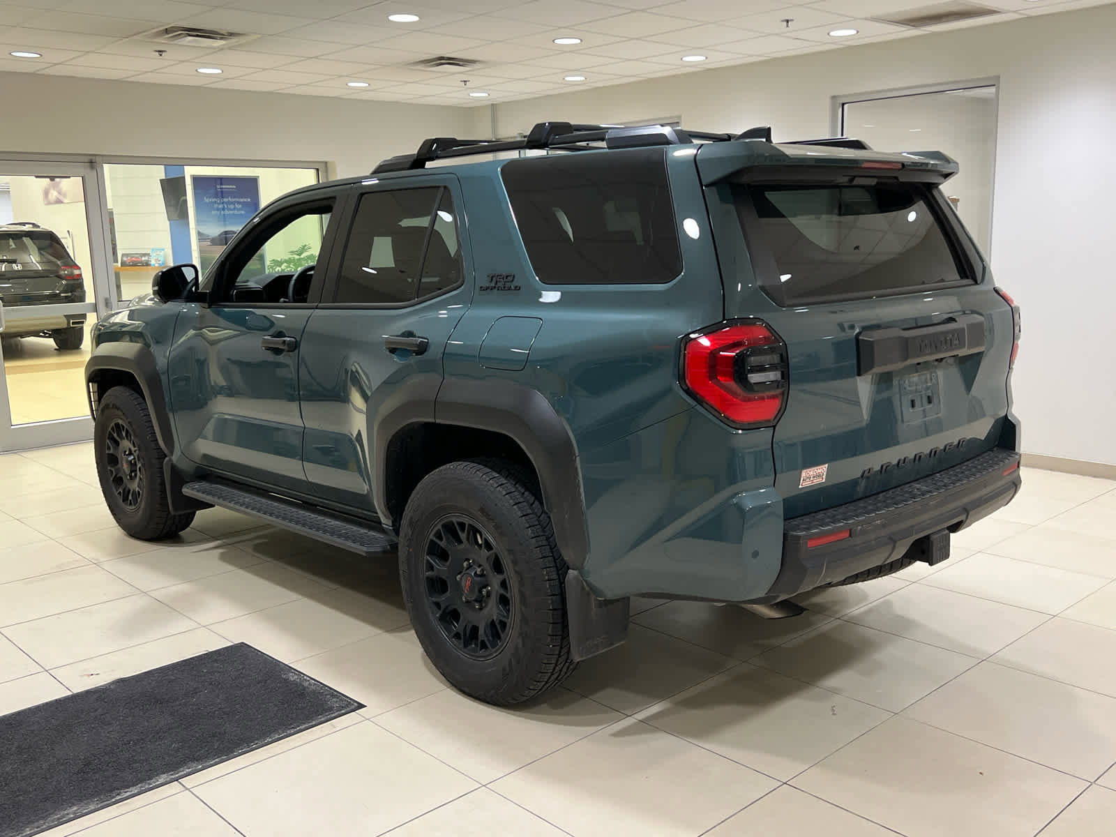 Used 2026 Toyota 4Runner TRD Off-Road Premium AWD/4WD image 6