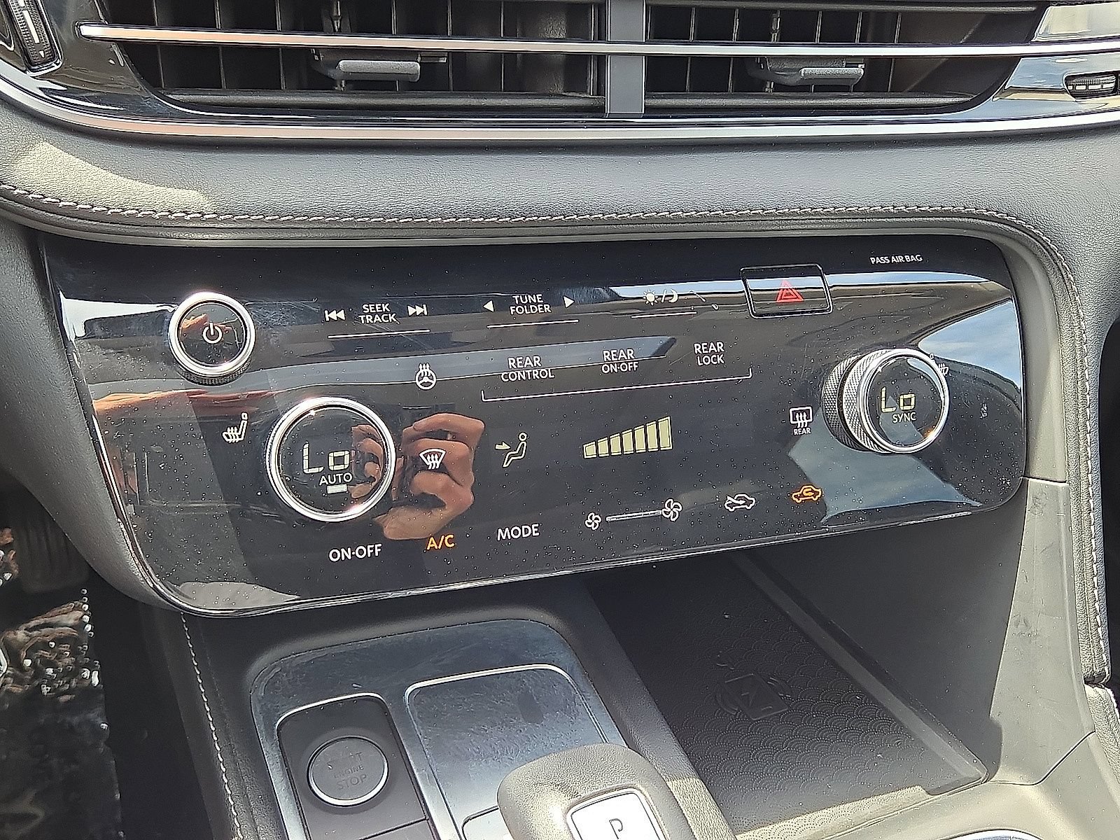 Used 2025 INFINITI QX60 Pure FWD image 30