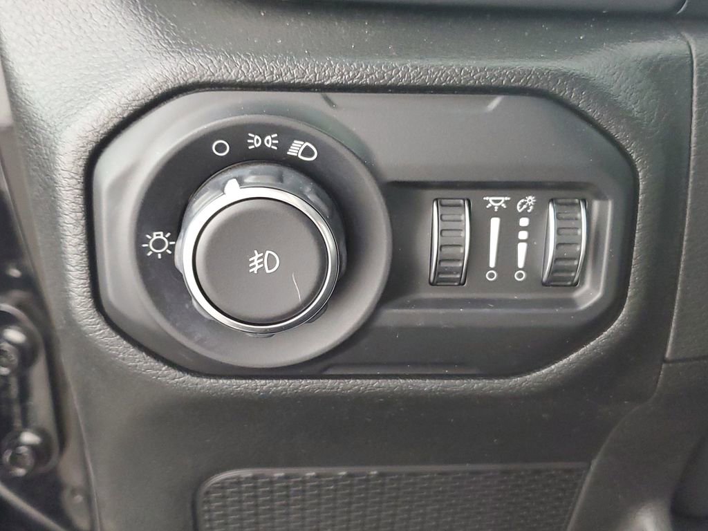 Used 2022 Jeep Wrangler Unlimited Sport image 25