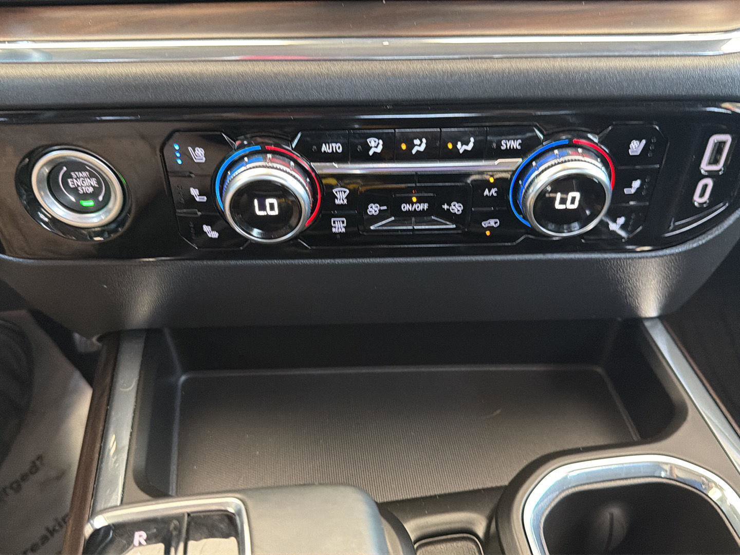 Used 2023 GMC Sierra 1500 SLT image 29