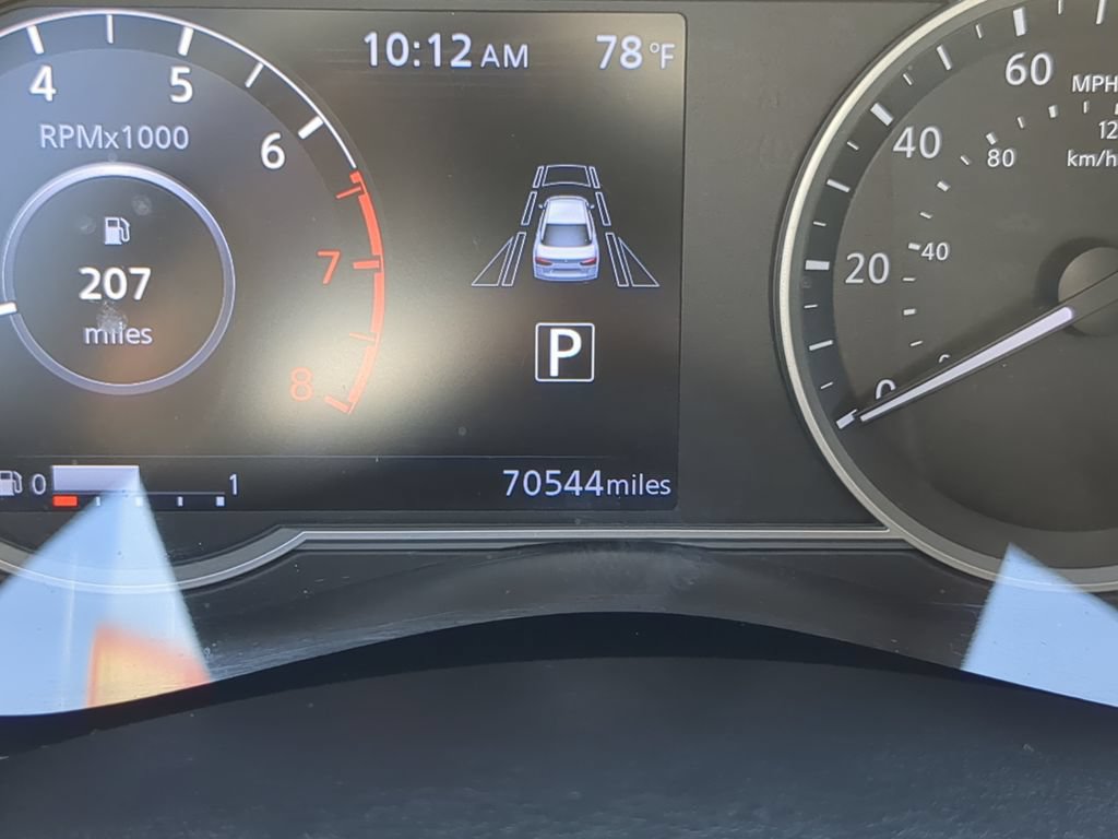 Used 2021 Nissan Versa SV FWD image 29