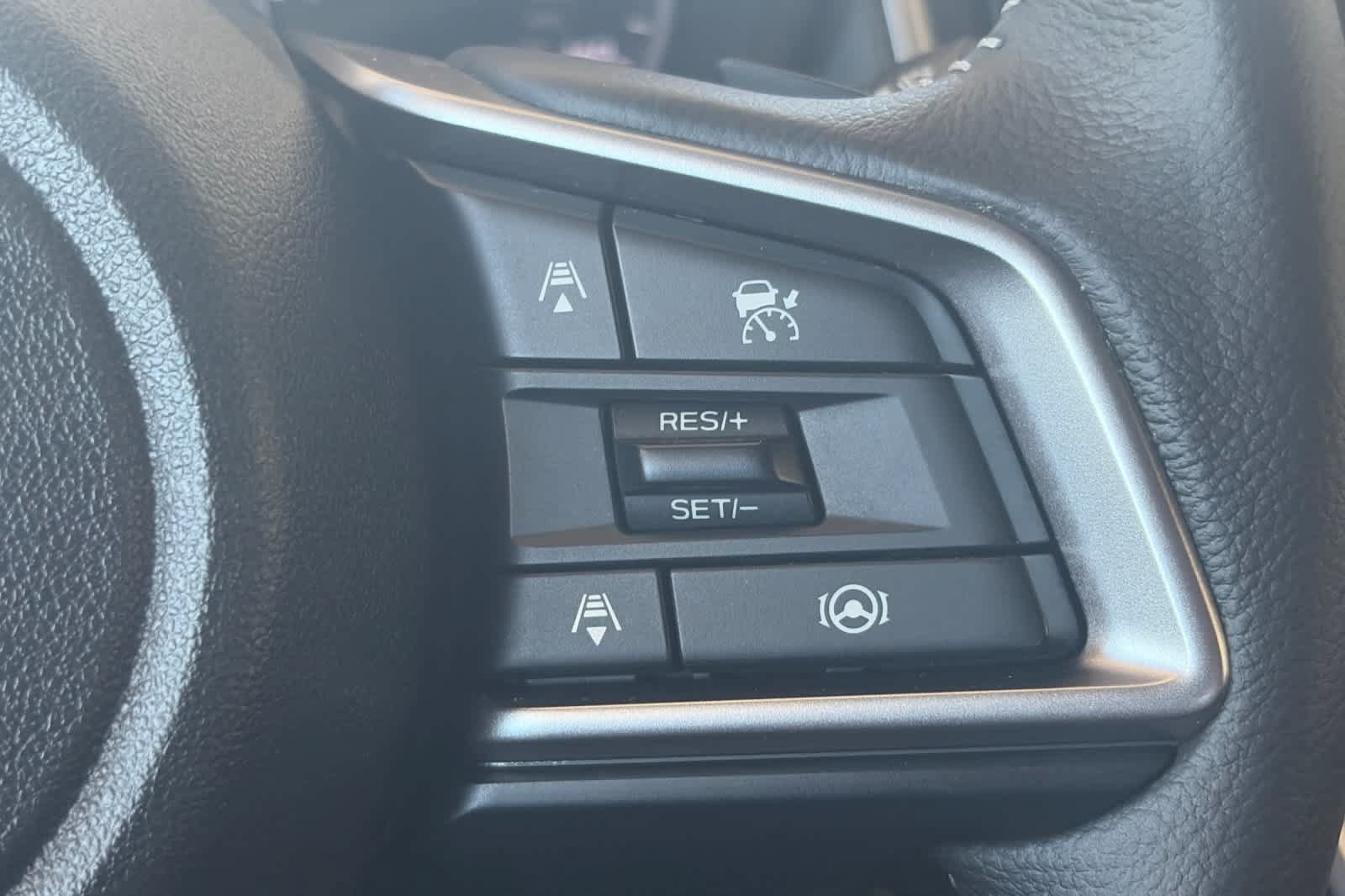 Certified 2025 Subaru Outback Limited AWD/4WD image 27